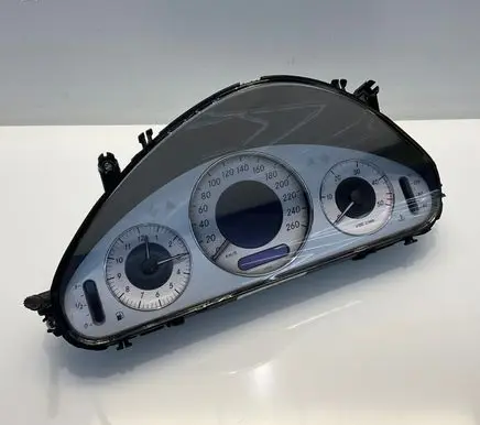 Mercedes-Benz E W211 Speedometer (instrument cluster) A2115405711 110080250015 11008025001