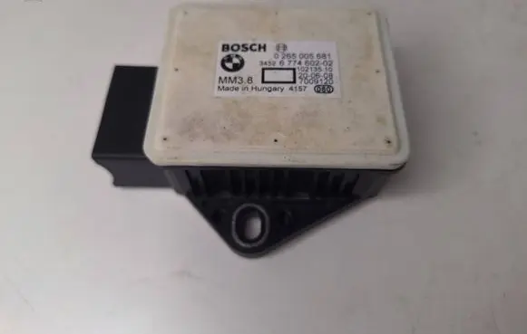 BMW 5 E39 ESP acceleration yaw rate sensor 0265005681 7009120 6774602