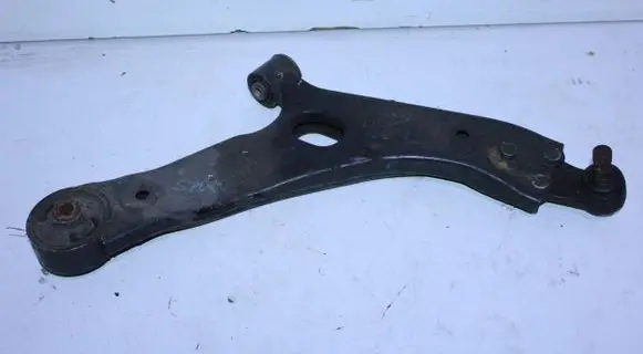 KIA Sportage Front lower control arm/wishbone