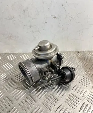 Audi A4 S4 B6 8E 8H EGR valve 038131501AA