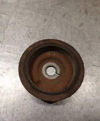 Nissan NV200 Crankshaft pulley E111126A