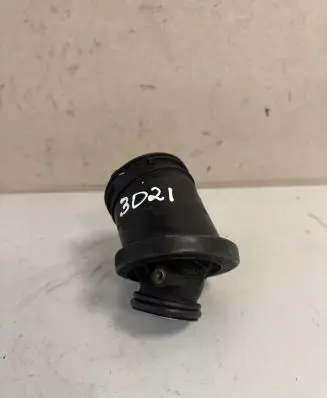 Mercedes-Benz C W203 Intake resonator A6110981807 054549