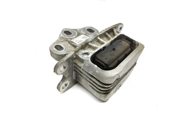 BMW 2 F46 Gearbox mount 6853453 250716 17276810