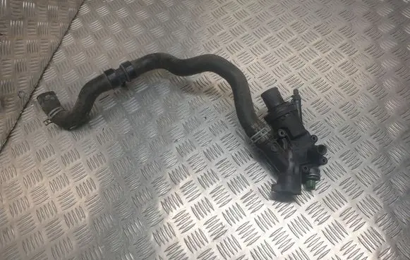 Peugeot 3008 I Thermostat/thermostat housing 9682141580