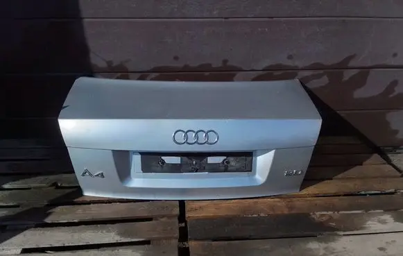 Audi A4 S4 B6 8E 8H Tailgate/trunk/boot lid 8e5827755
