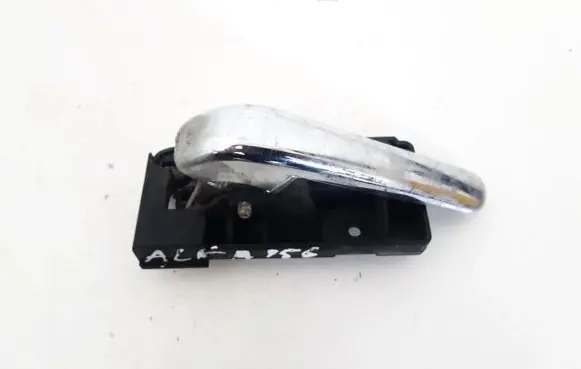 Alfa Romeo 156 Rear door interior handle