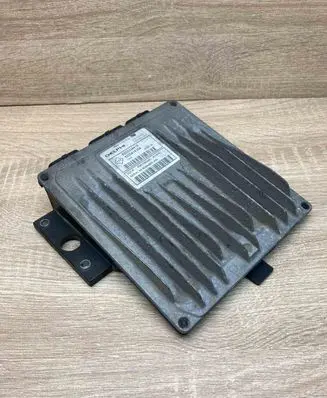 Renault Megane II Engine control unit/module ECU 8200334419