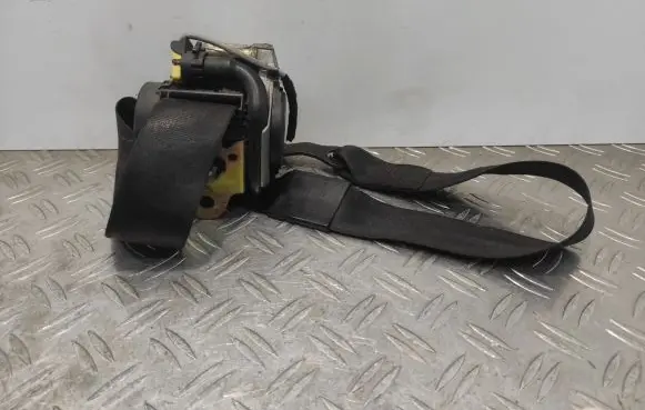 Audi A8 S8 D2 4D Front seatbelt 4D0857705AB