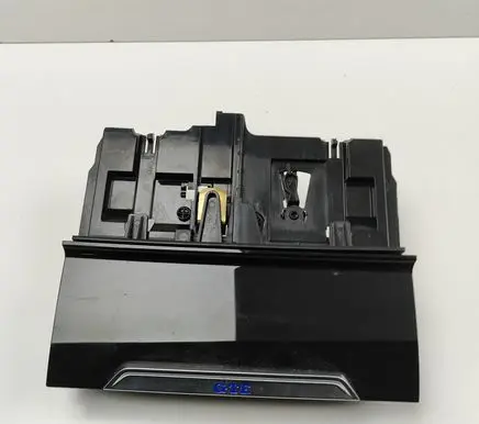Volkswagen PASSAT B8 Glove box 3G1863071A