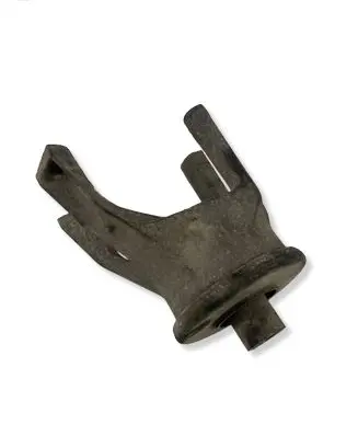 Volkswagen Transporter - Caravelle T5 Engine mount bracket V05440