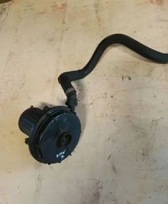 BMW 7 E65 E66 Secondary air pump 72812901 72812400 75062100