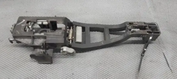 Ford C-MAX I Front door exterior handle/bracket 3M51R224A37