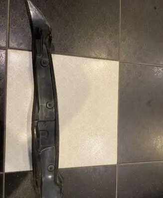 Toyota Avensis T270 Fender end trim 5382705010