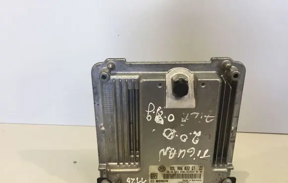 Volkswagen Tiguan Engine control unit/module 03L906022GT 0281015192 03L906022G