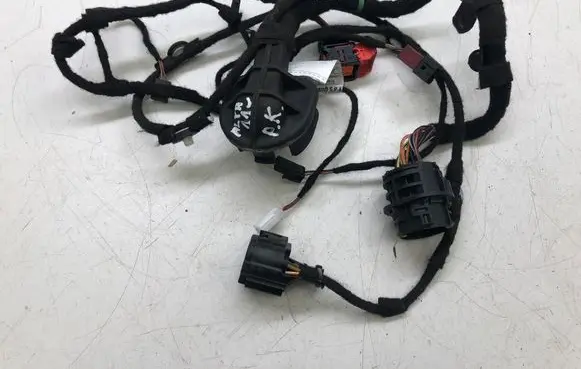 Alfa Romeo Giulietta Front door wiring loom 50510654