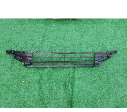 Volkswagen PASSAT B8 Front bumper lower grill 3G0853677AA 3G0853677AD 3G0853677AC