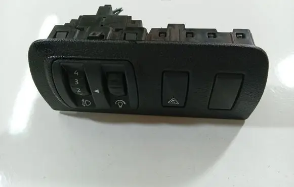 Renault Scenic III - Grand scenic III Headlight level height control switch 648450001R