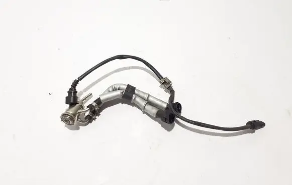 BMW 5 G30 G31 G38 AdBlue injector 8598283