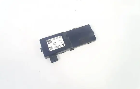 Chevrolet Cruze Antenna control unit 13501980 f00hj00471