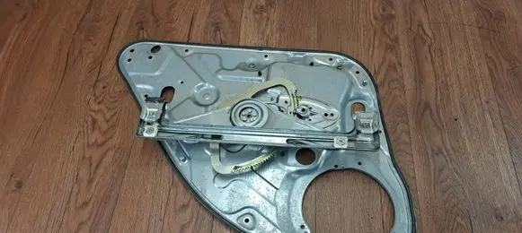 Ford Focus C-MAX Rear window lifting mechanism without motor 3M51R27000BE