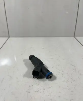 Volvo V50 Fuel injector 0280156154