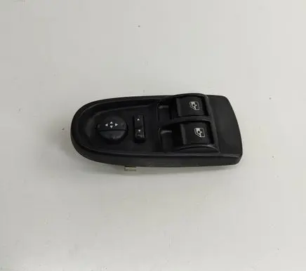 Iveco Daily 5th gen Electric window control switch 5801484207