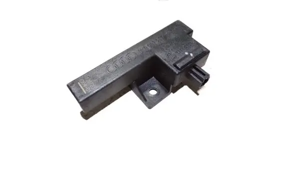 Volkswagen Touareg II Keyless (KESSY) go control unit/module 8K0907247