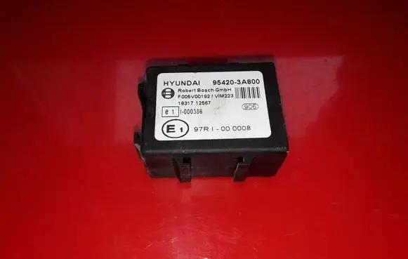 Hyundai Trajet Immobilizer control unit/module 954203A800 F005V00192 1831712567