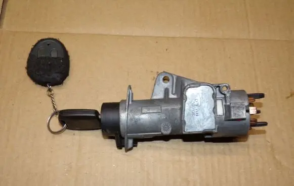 Seat Ibiza III (6L) Ignition lock