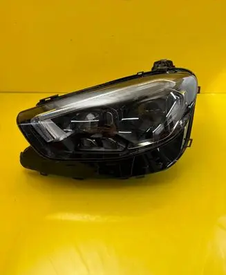 Mercedes-Benz E W213 Headlight/headlamp A2139064309