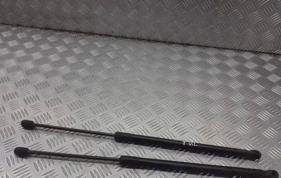 Opel Meriva A Tailgate hydraulic set 13241975
