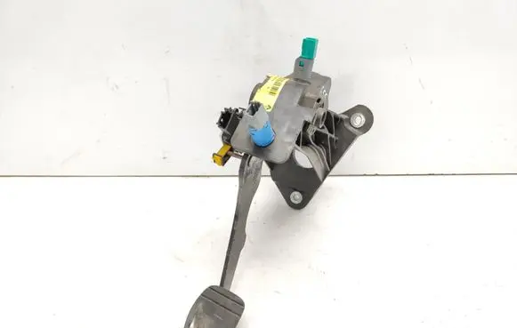Clutch pedal