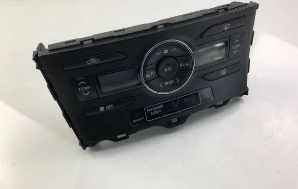 Toyota Auris 150 Climate control unit 5590002300