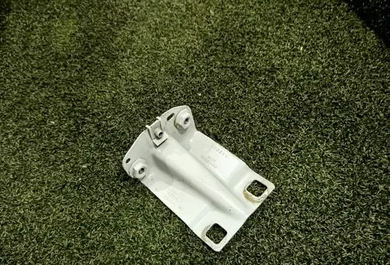 Ford Tourneo Custom Fender mounting bracket BK2116C097AA BK2116C097