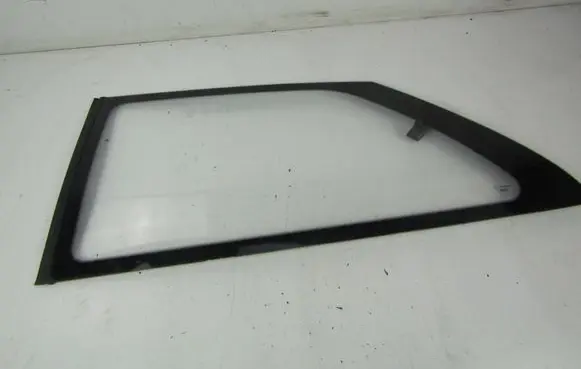 Suzuki Swift Cultus Rear side window 