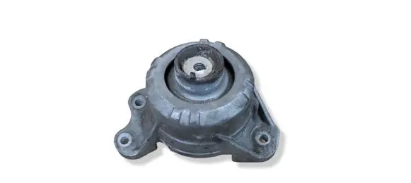 Mercedes-Benz C W205 Engine mount bracket A2052407800