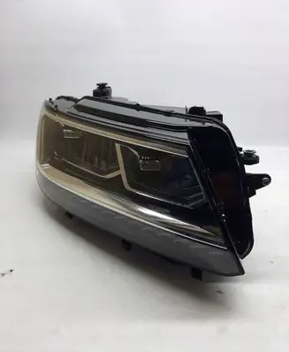 Volkswagen Tiguan Headlight/headlamp 5NB941036E