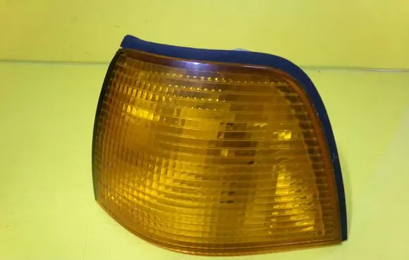 BMW 3 E36 Front indicator light 1387043