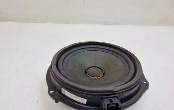 Jaguar XF X250 Front door speaker AW9318808FC EAS16PL785B