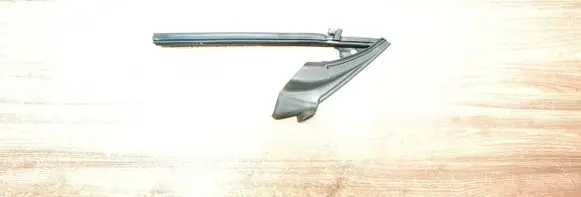 BMW 6 F06 Gran coupe Front door glass trim molding 7217491