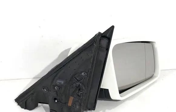 Front door electric wing mirror