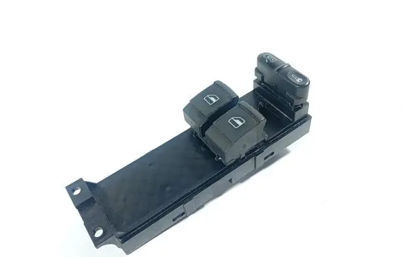 Volkswagen PASSAT B5.5 Electric window control switch 1J3959857 F005S00004
