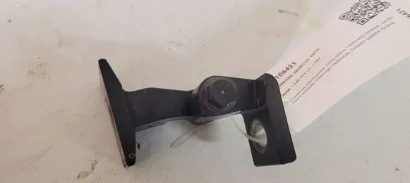 BMW 1 F20 F21 Front door lower hinge A047058 7246068
