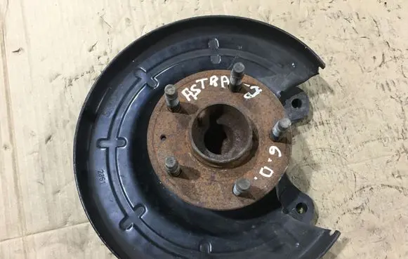 Opel Astra J Rear wheel hub 12778854