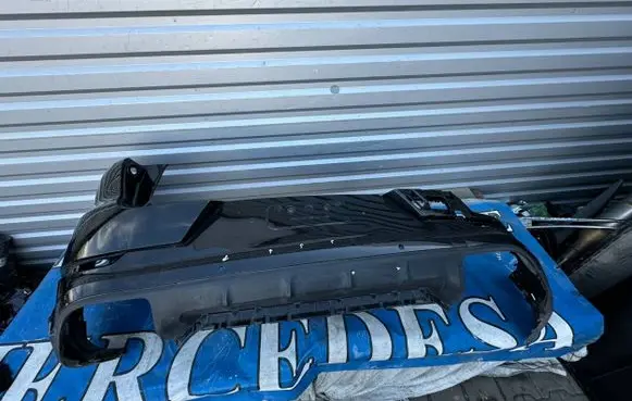 Porsche Cayenne (9Y0 9Y3) Rear bumper corner part panel trim 9Y3807421B