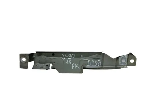 Volvo S90, V90 Fender mounting bracket