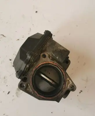 Volkswagen Touran I Throttle valve 03G128063G