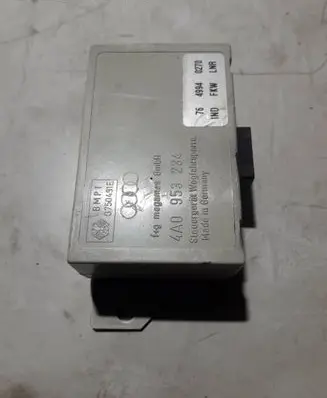 Audi A4 S4 B5 8D Immobilizer control unit/module 4A0953234 7504916