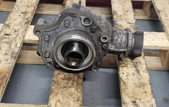 Honda CR-V Front differential R7V E014581