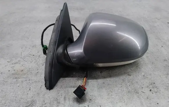 Front door electric wing mirror